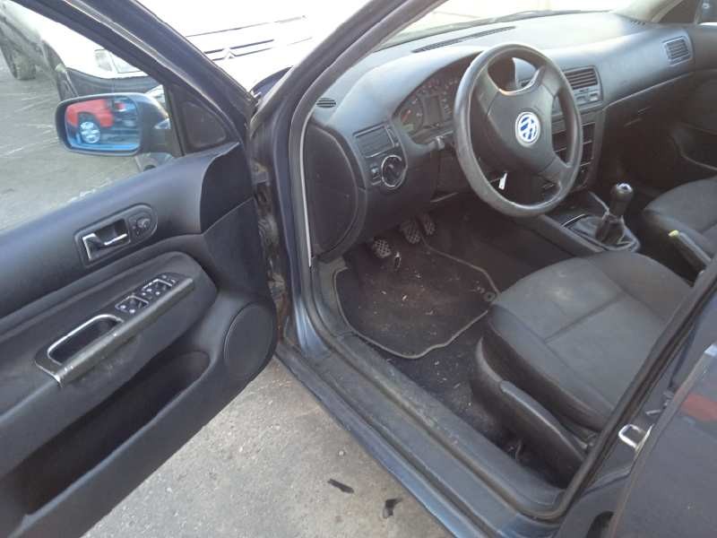 volkswagen bora berlina (1j2) del año 2002