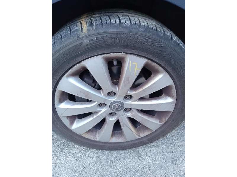 opel astra j lim. del año 2011