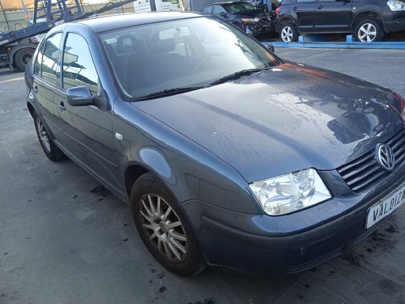volkswagen bora berlina (1j2) del año 2002