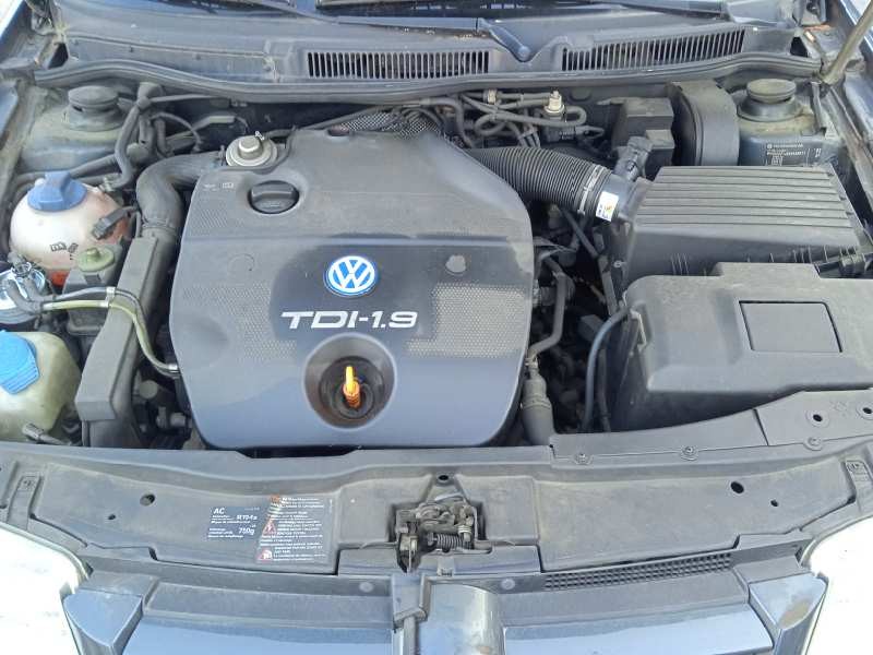 volkswagen bora berlina (1j2) del año 2002