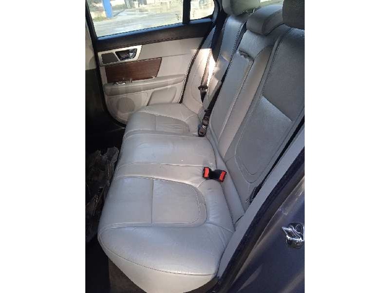 jaguar xf del año 2013