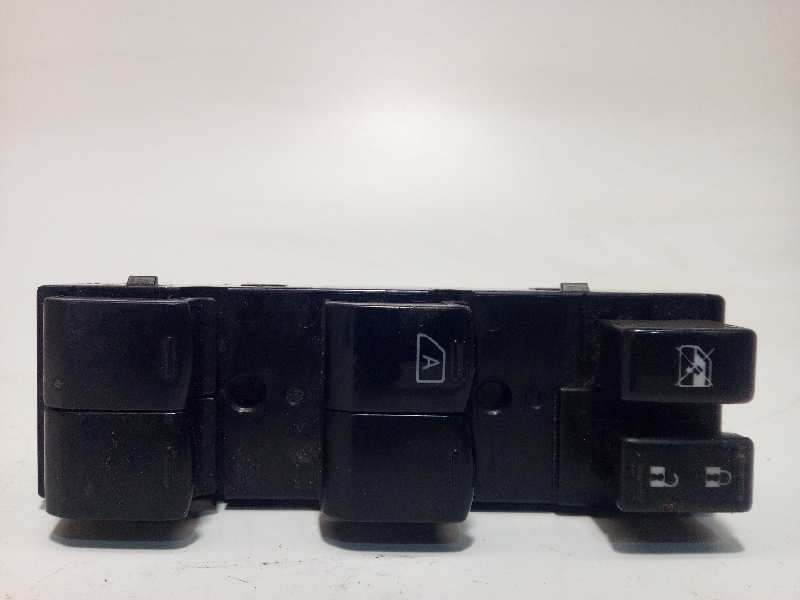 MANDO ELEVALUNAS DELANTERO IZQUIERDO 83071FJ030 