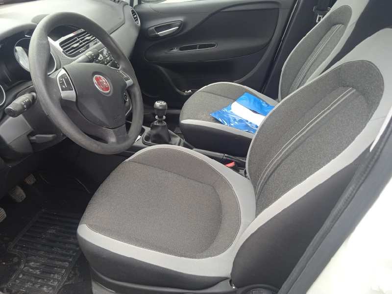 fiat punto (199) del año 2013