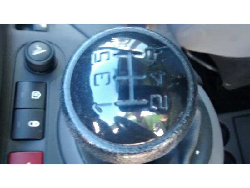 peugeot partner kombi del año 2013