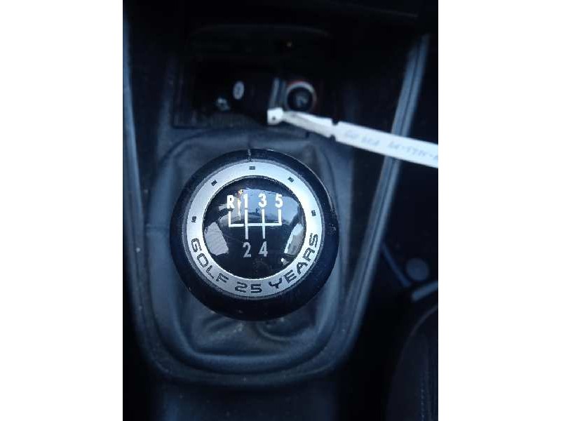 volkswagen golf iv berlina (1j1) del año 2000