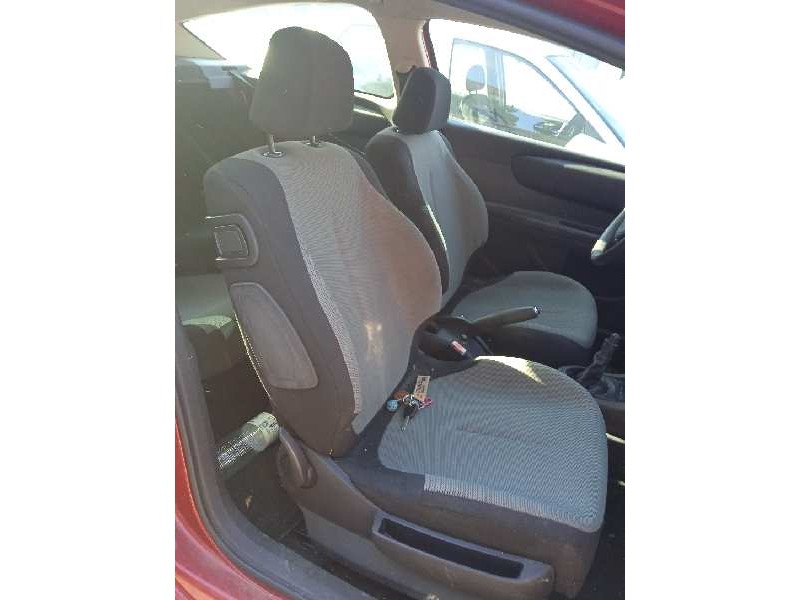 citroën c4 coupe del año 2005