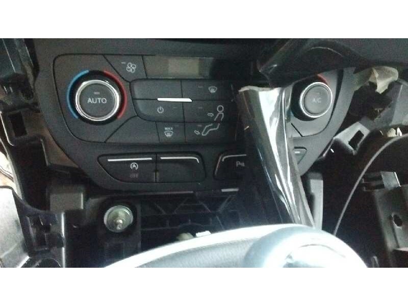 ford kuga (cbs) del año 2017