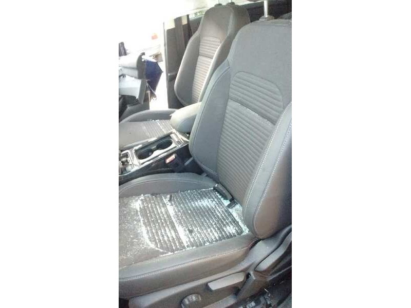 ford kuga (cbs) del año 2017