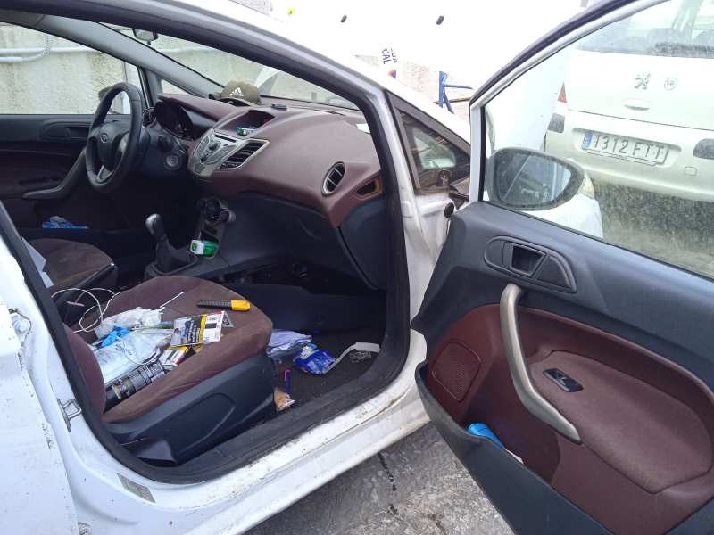 ford fiesta (cb1) del año 2010