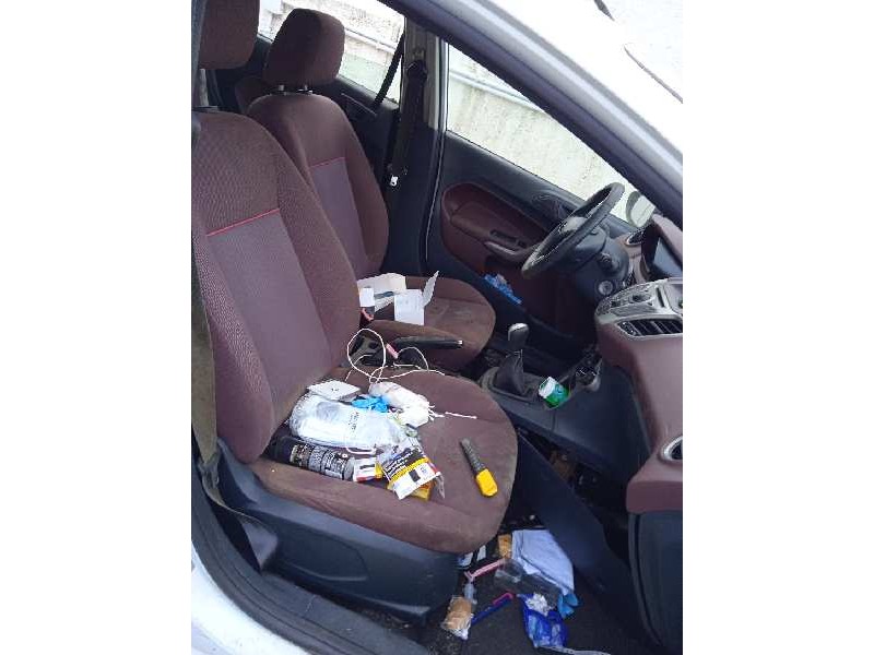 ford fiesta (cb1) del año 2010