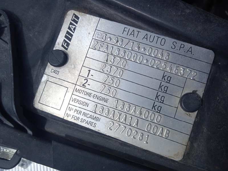 fiat punto berlina (188) del año 2005