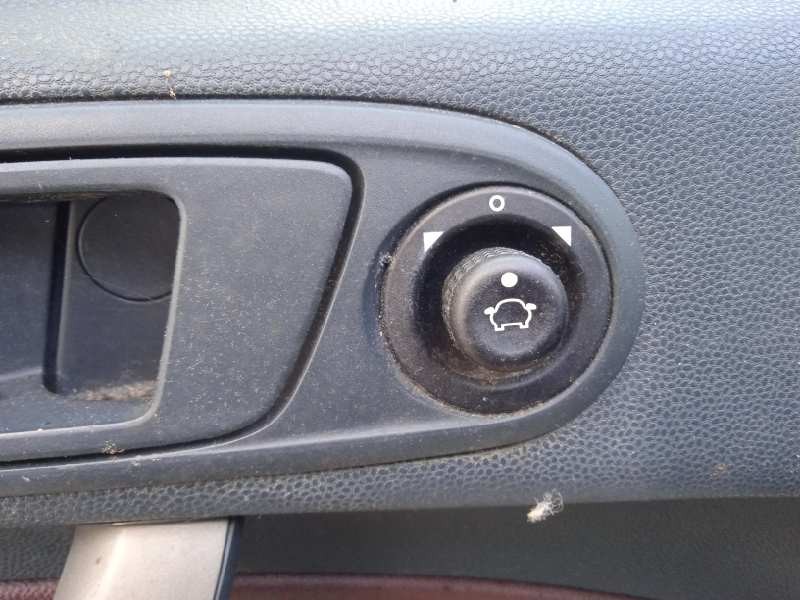 ford fiesta (cb1) del año 2010