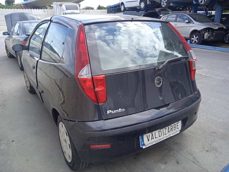 fiat punto berlina (188) del año 2005