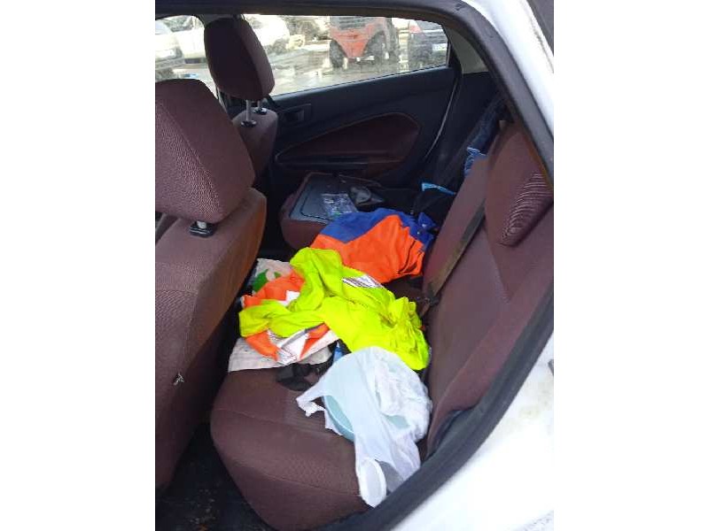 ford fiesta (cb1) del año 2010