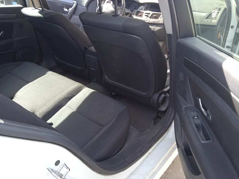 renault laguna iii del año 2009