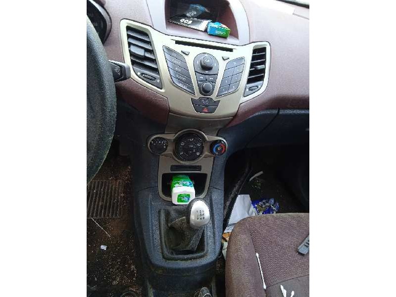 ford fiesta (cb1) del año 2010