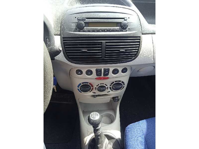 fiat punto berlina (188) del año 2005