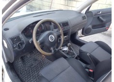 volkswagen golf iv berlina (1j1) del año 2000 2