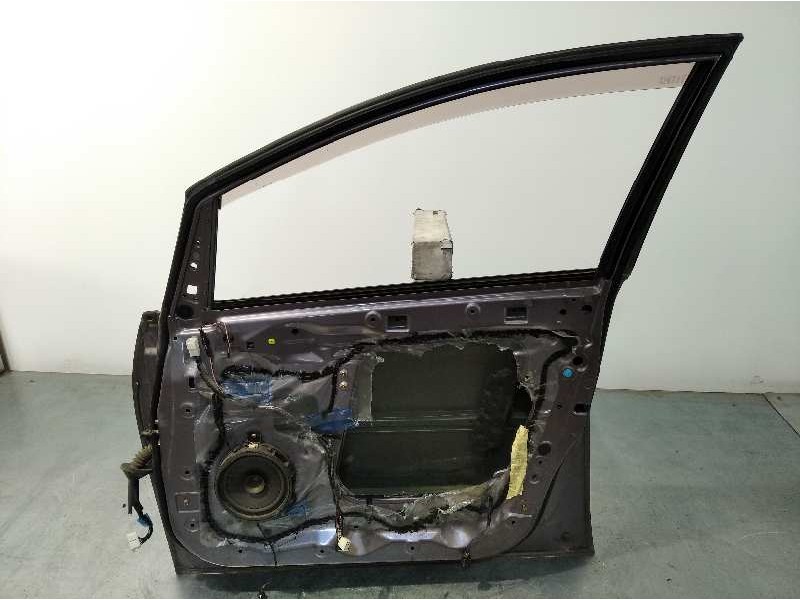 Recambio de puerta delantera derecha para mitsubishi grandis (na0w) 2.0 di-d cat referencia OEM IAM 5700A036  