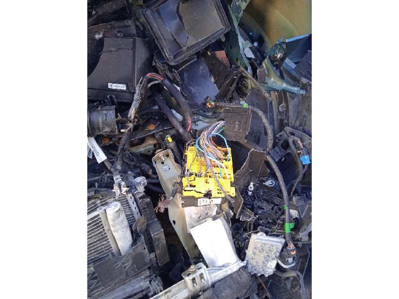 peugeot 5008 del año 2021