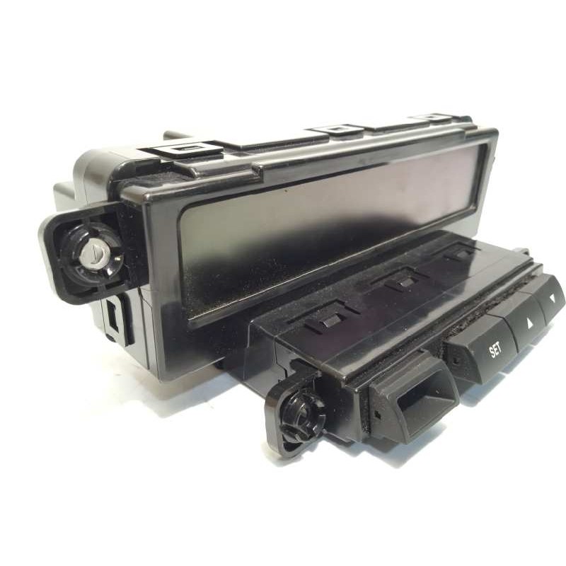 Recambio de pantalla multifuncion para kia cee´d drive referencia OEM IAM 957101H700  