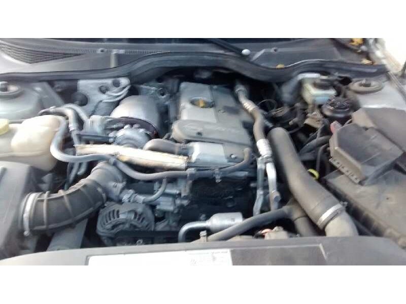 opel omega b del año 2001