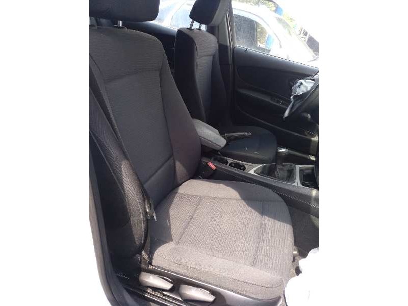 bmw serie 1 berlina (e81/e87) del año 2009