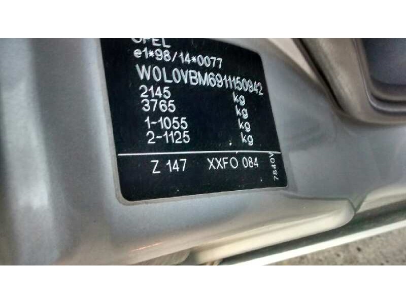 opel omega b del año 2001