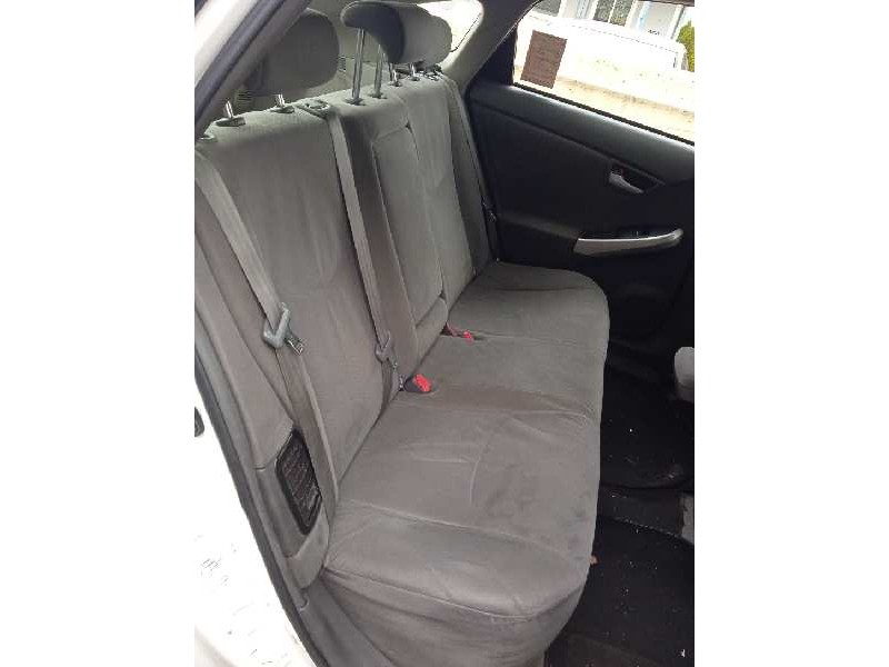 toyota prius (nhw30) del año 2012