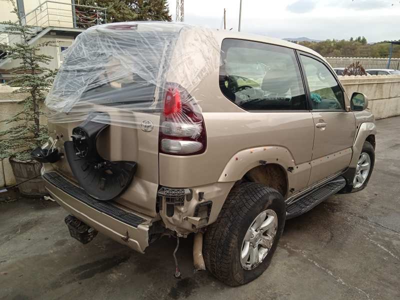 toyota land cruiser (j12) del año 2007