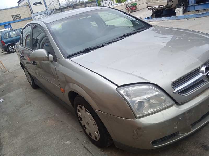 opel vectra c berlina del año 2003