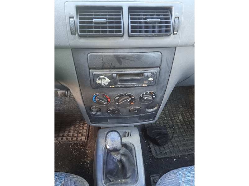 ford transit connect (tc7) del año 2006