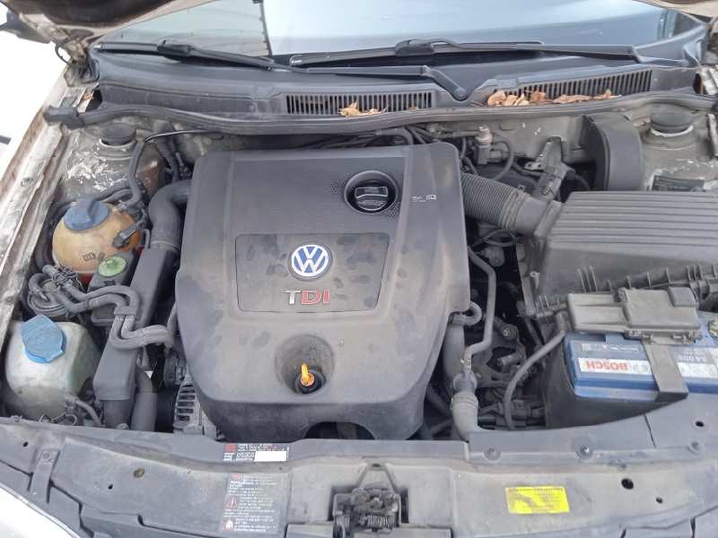 volkswagen golf iv berlina (1j1) del año 2000