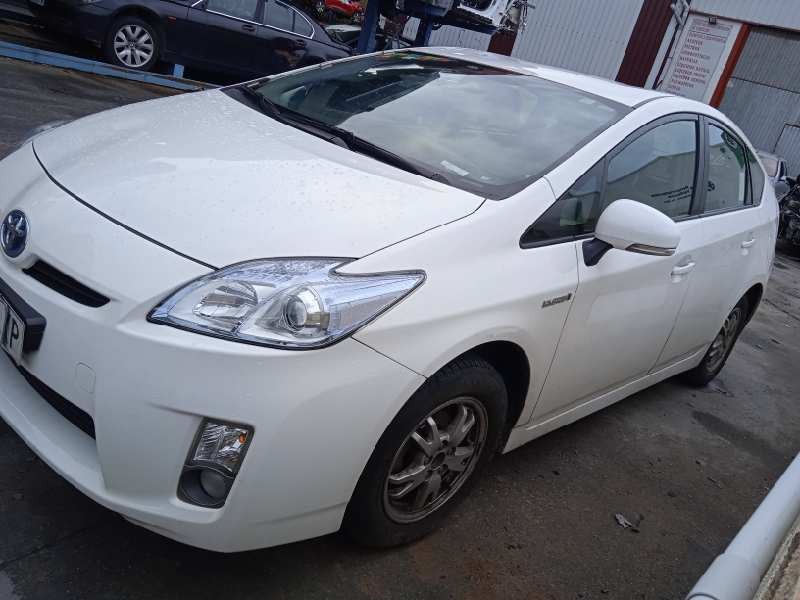 toyota prius (nhw30) del año 2012
