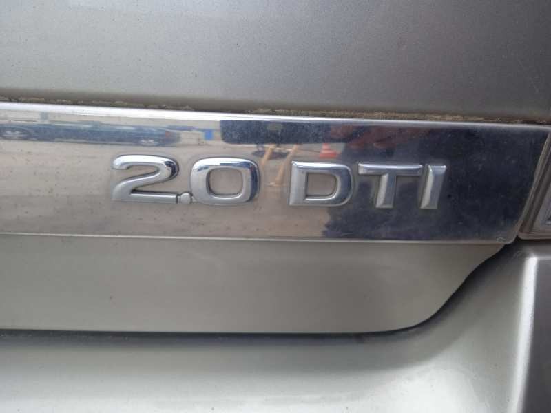 opel vectra c berlina del año 2003