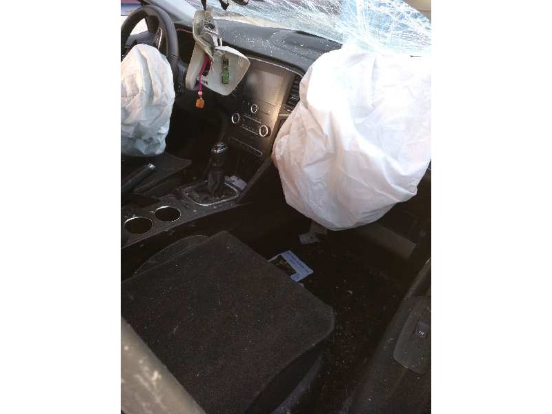 renault megane iv berlina 5p del año 2016