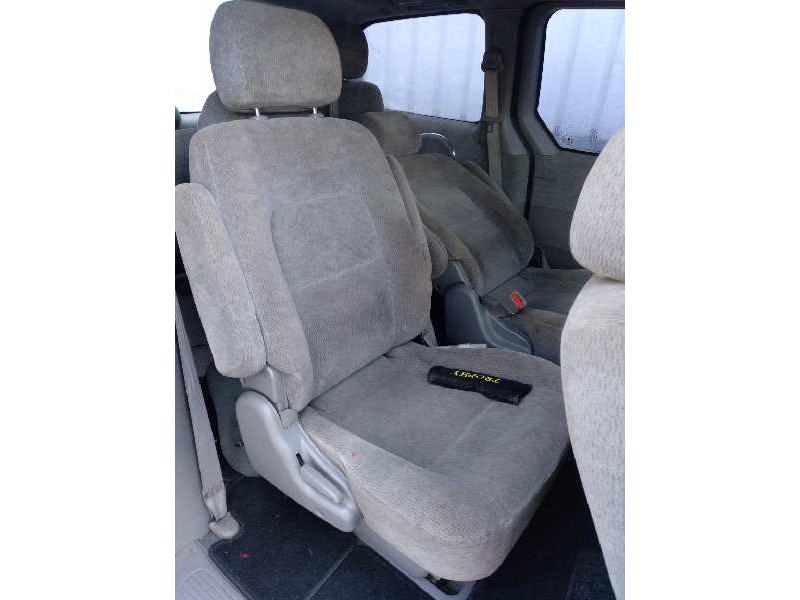 kia carnival ii del año 2003