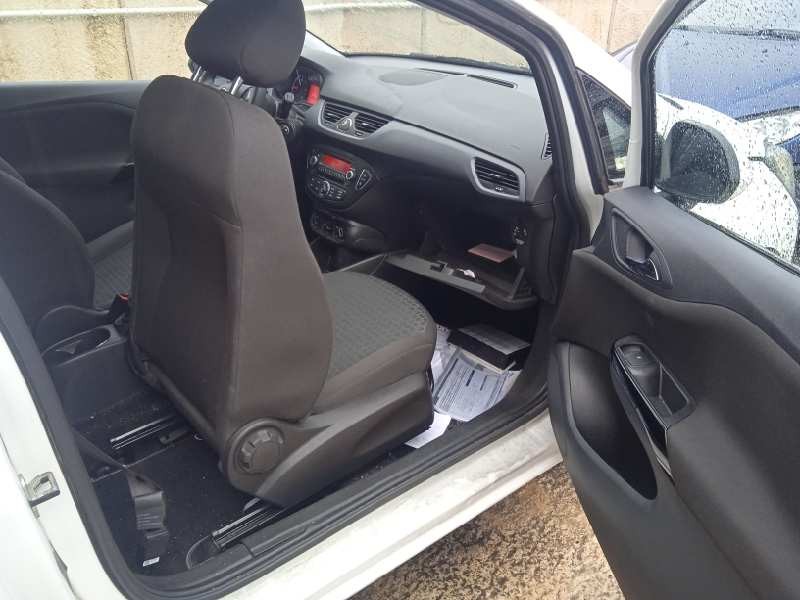 opel corsa e del año 2018