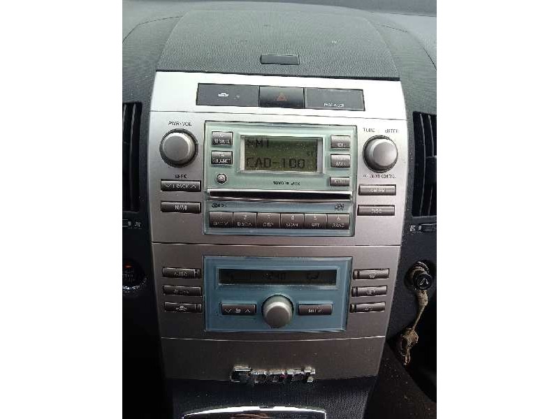 toyota corolla verso (r1) del año 2006