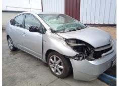 TOYOTA PRIUS (NHW20)