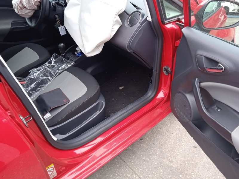 seat ibiza (6j5) del año 2013