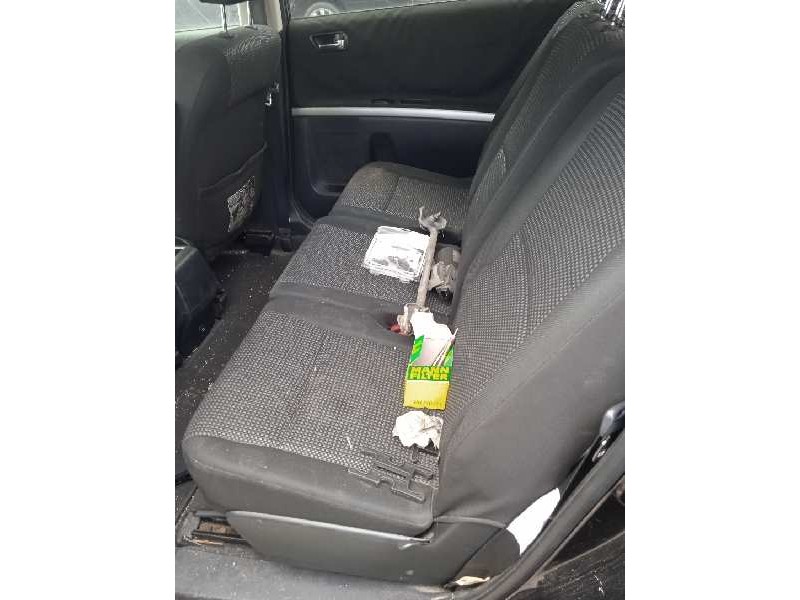 toyota corolla verso (r1) del año 2006