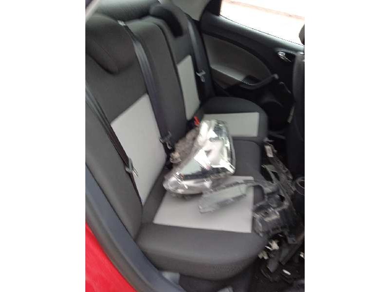 seat ibiza (6j5) del año 2013