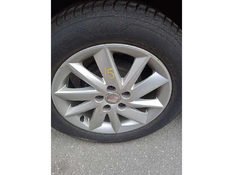 seat ibiza (6j5) del año 2013