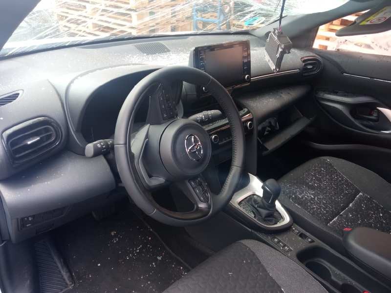 toyota yaris cross del año 2023