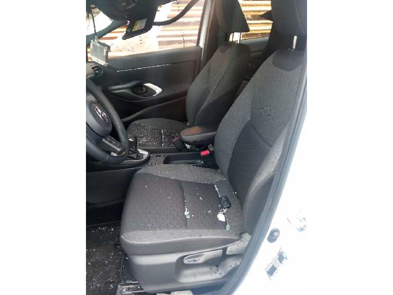 toyota yaris cross del año 2023