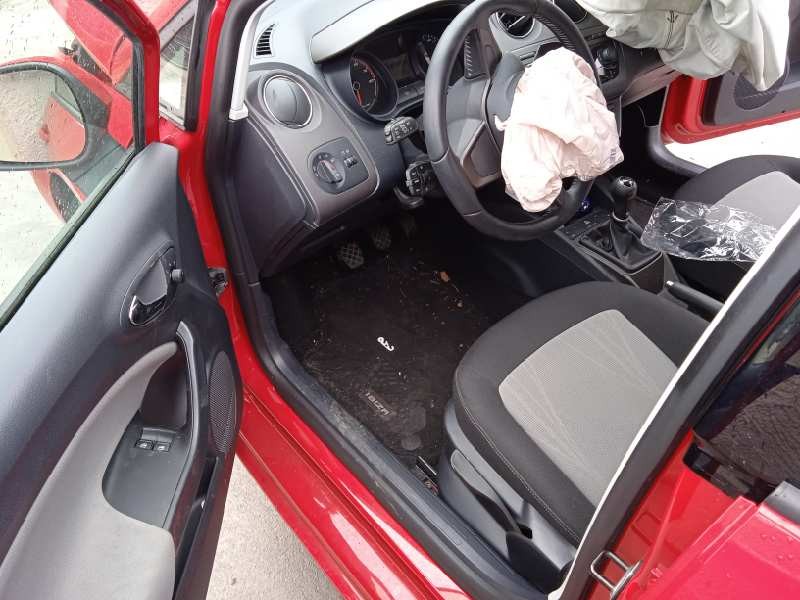 seat ibiza (6j5) del año 2013