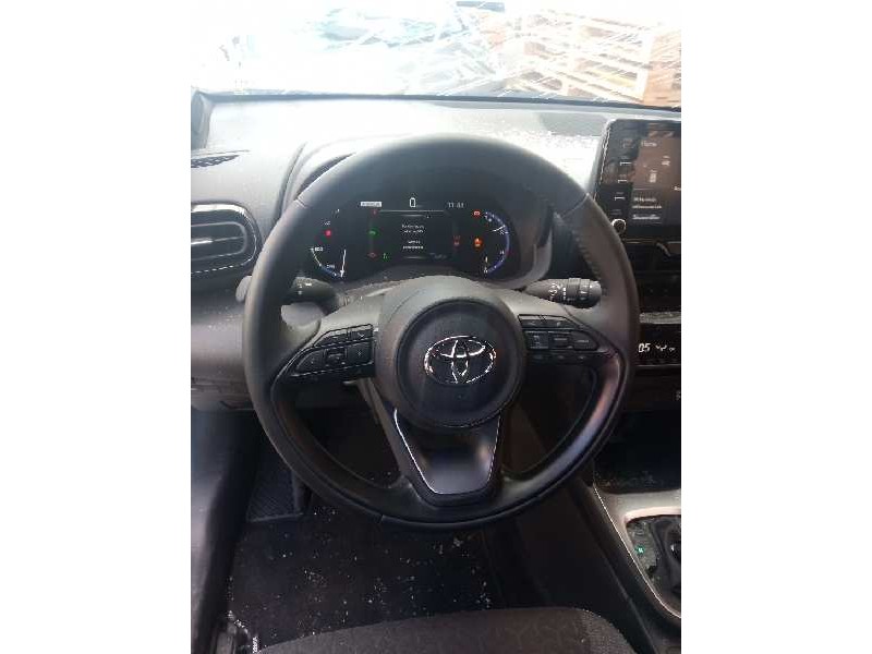 toyota yaris cross del año 2023