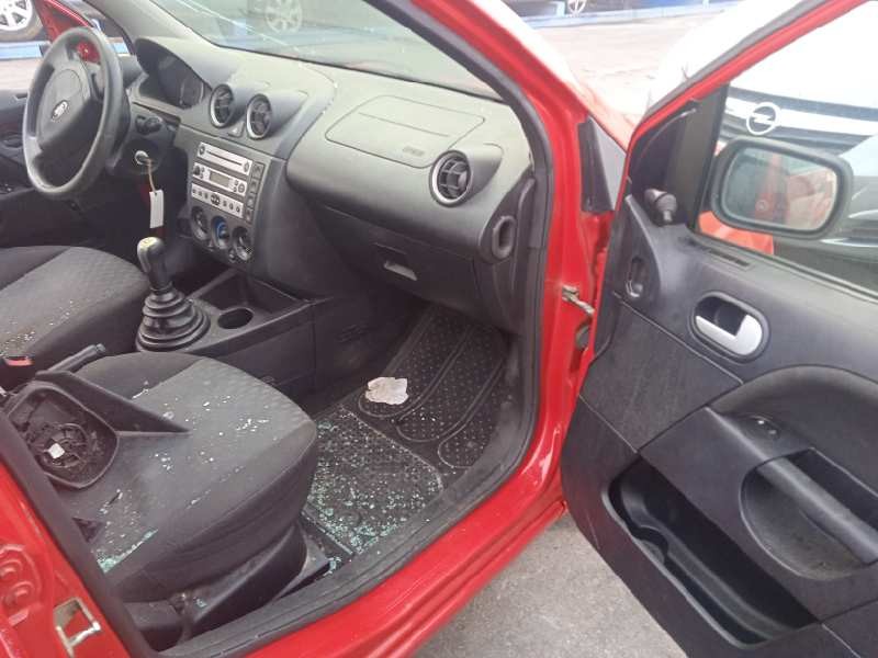 ford fiesta (cbk) del año 2005