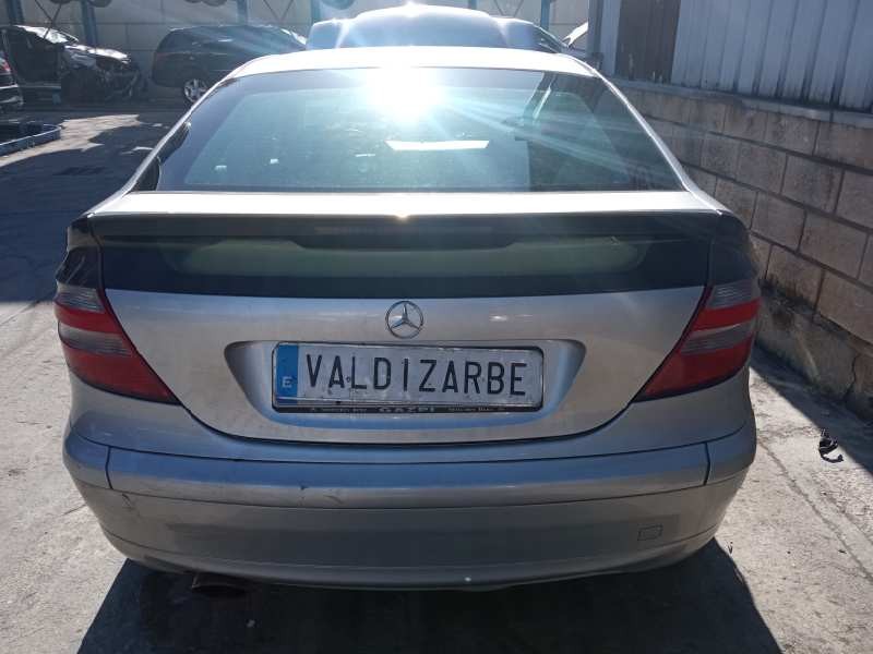 mercedes-benz clase c (w203) sportcoupe del año 2004